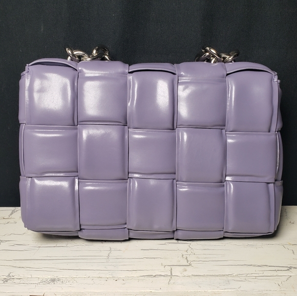 Inspired Shoulder Bag in Purple Cowhide with a Weighted Chain Strap - Picture 2 of 16